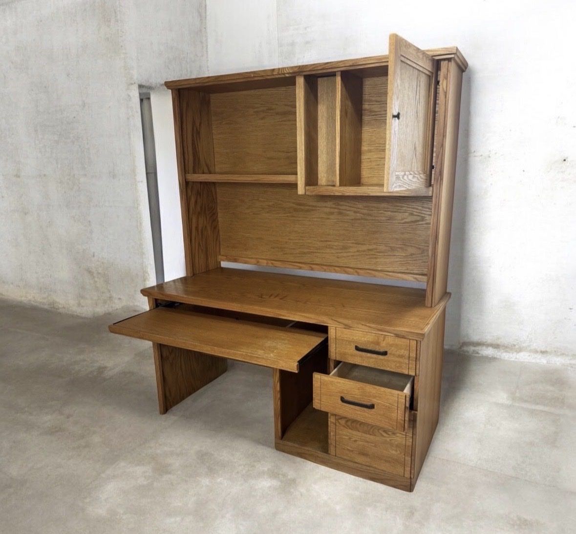 Oak desk vintage