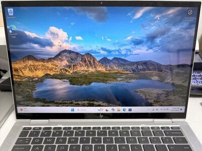 Hp EliteBook x360 1030 G7 w/warranty