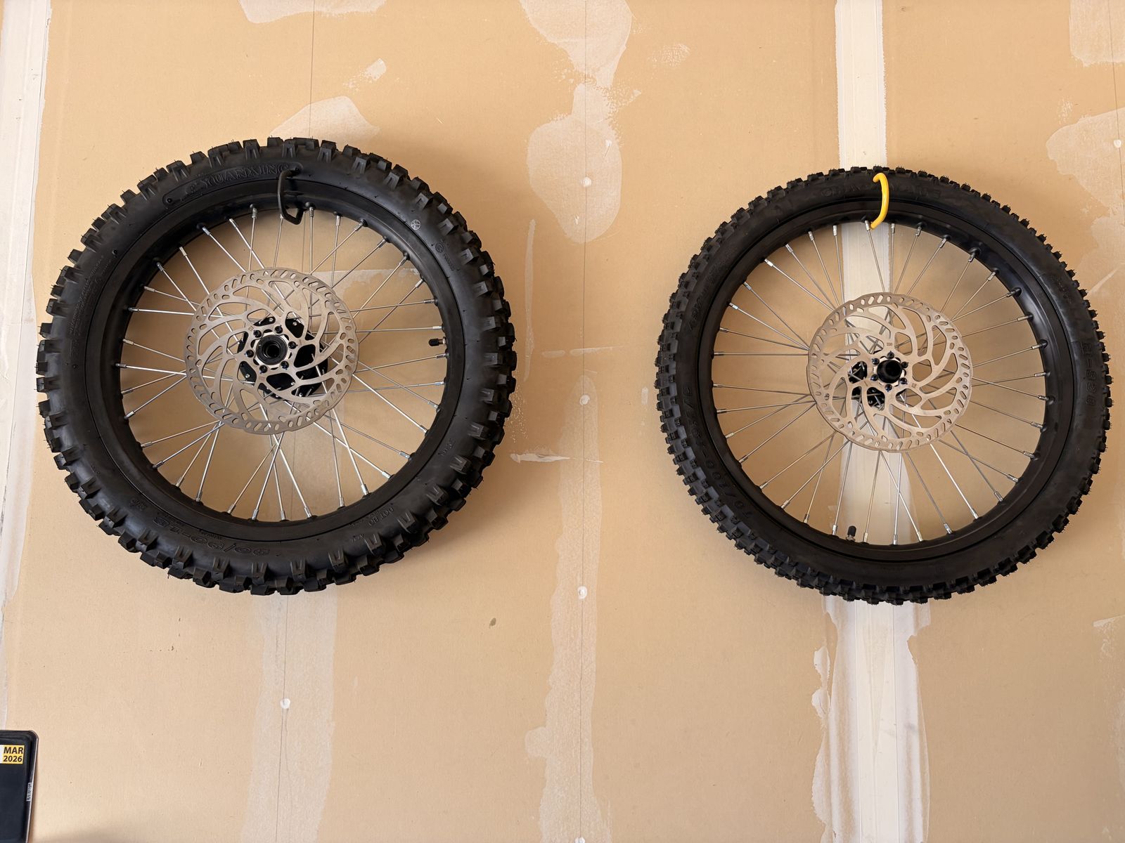 Main image 7