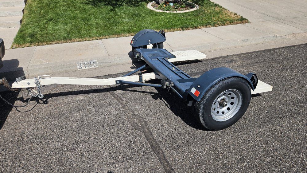 2020 Stehl Tow Dolly
