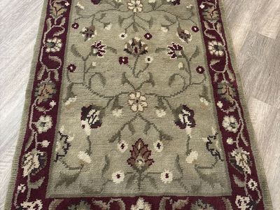 Plush pottery barn wool rug burgundy and olive green plush 3x5