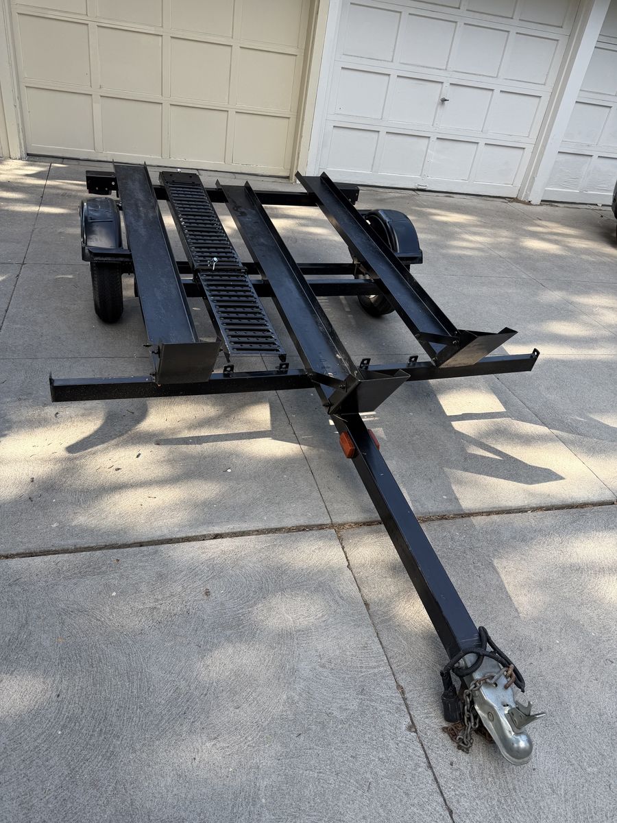 Yacht Club 3-place Dirt Bike Trailer