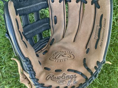 Rawlings 12.75 in. Baseball/Softball Glove