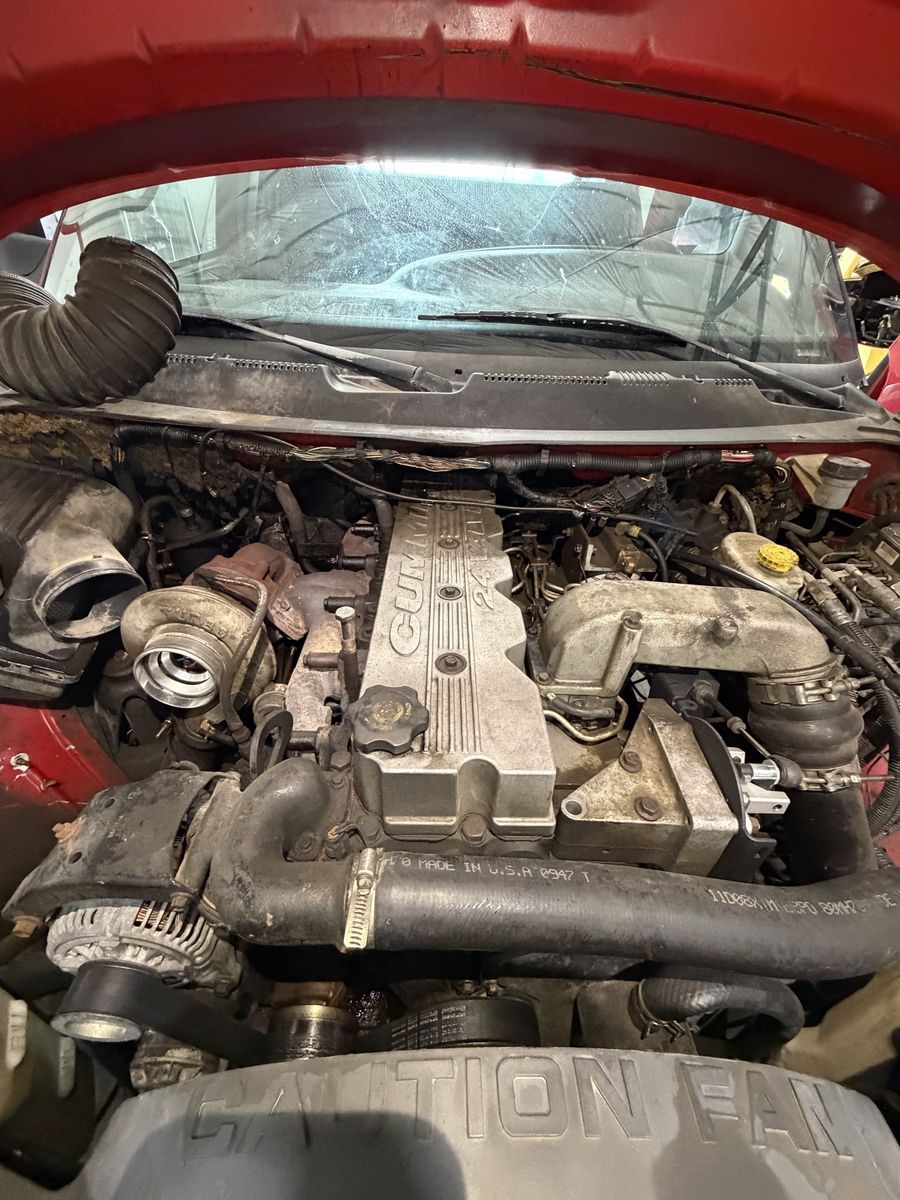 1999 ISB 24v Cummins engine parts
