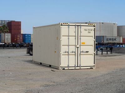 20FT & 40FT Containers for sale