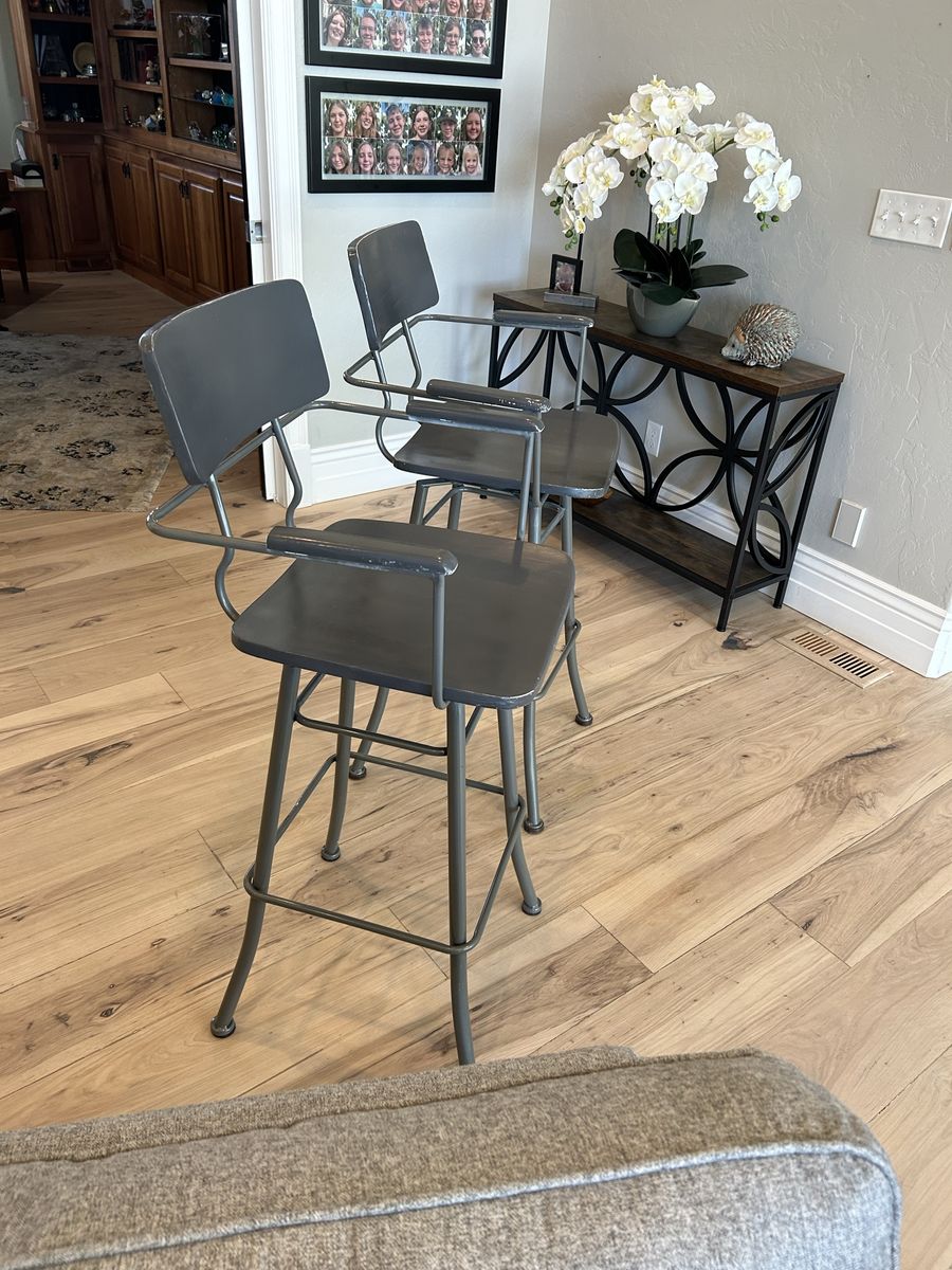 Set of 2 Grey Wood & Metal Swivel High Chairs with Armrests - Comfortable & Versatile