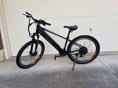 Like-New Mac-Wheel Senior Bike