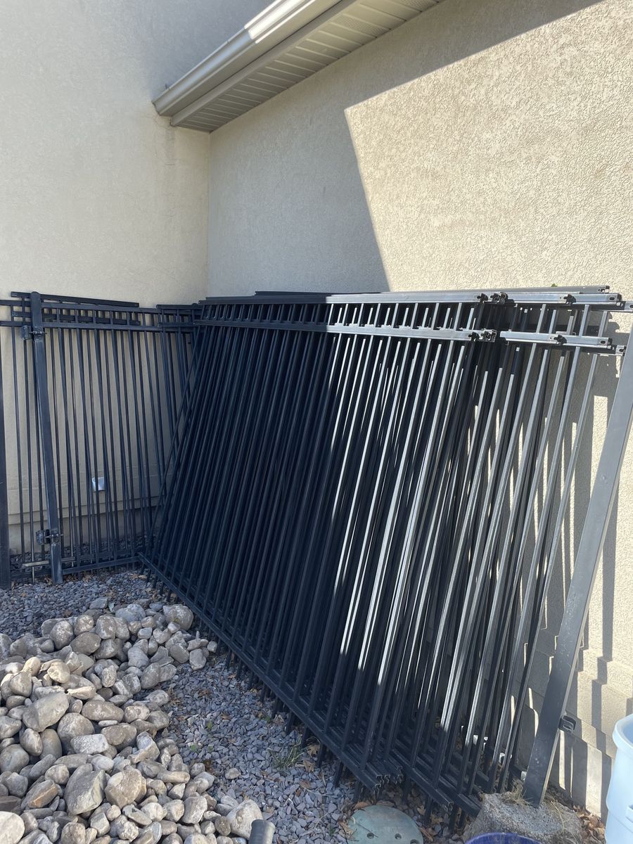 Black Rod Iron Fencing