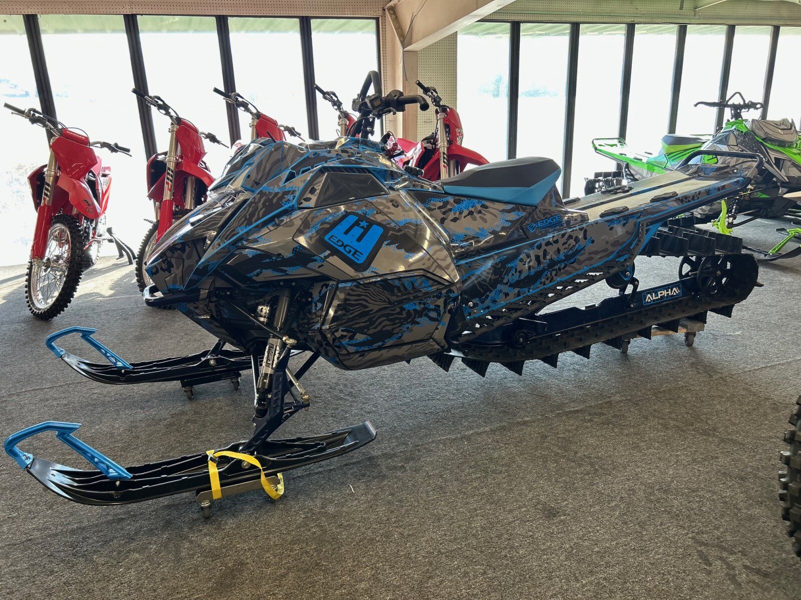 2025 Arctic Cat M 858 Mountain Cat Alpha One 165 3.0 w/ATAC E