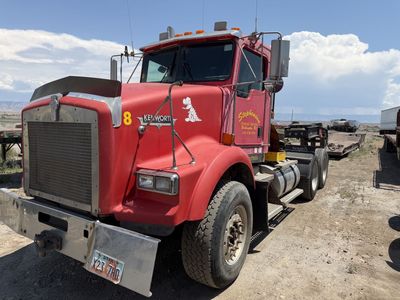 1999 Kenworth T800