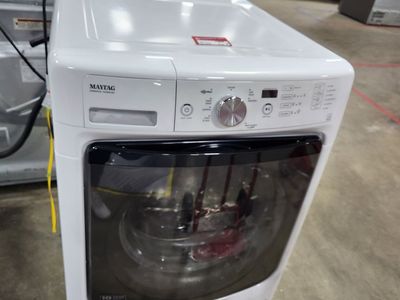 Maytag White Front-Load Washer w/ Fresh Hold Option - Excellent Condition