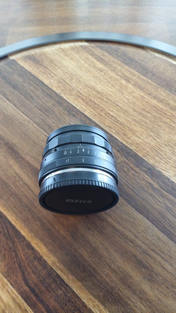 Meike 35mm f/1.7 Multi-Coated Manual Focus Prime Lens 49mm Filter Thread E-mount