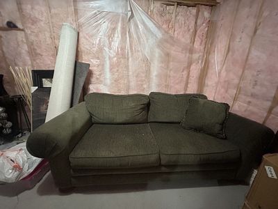 Clean 3-Seater Couch