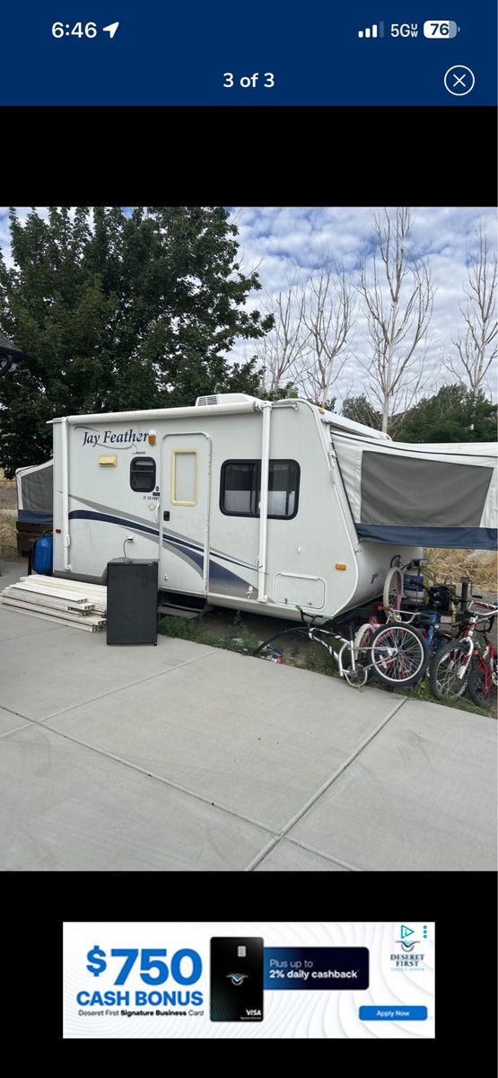 Jayco Jay Feather hybrid Travel Trailer - Expandable Camper with Awning