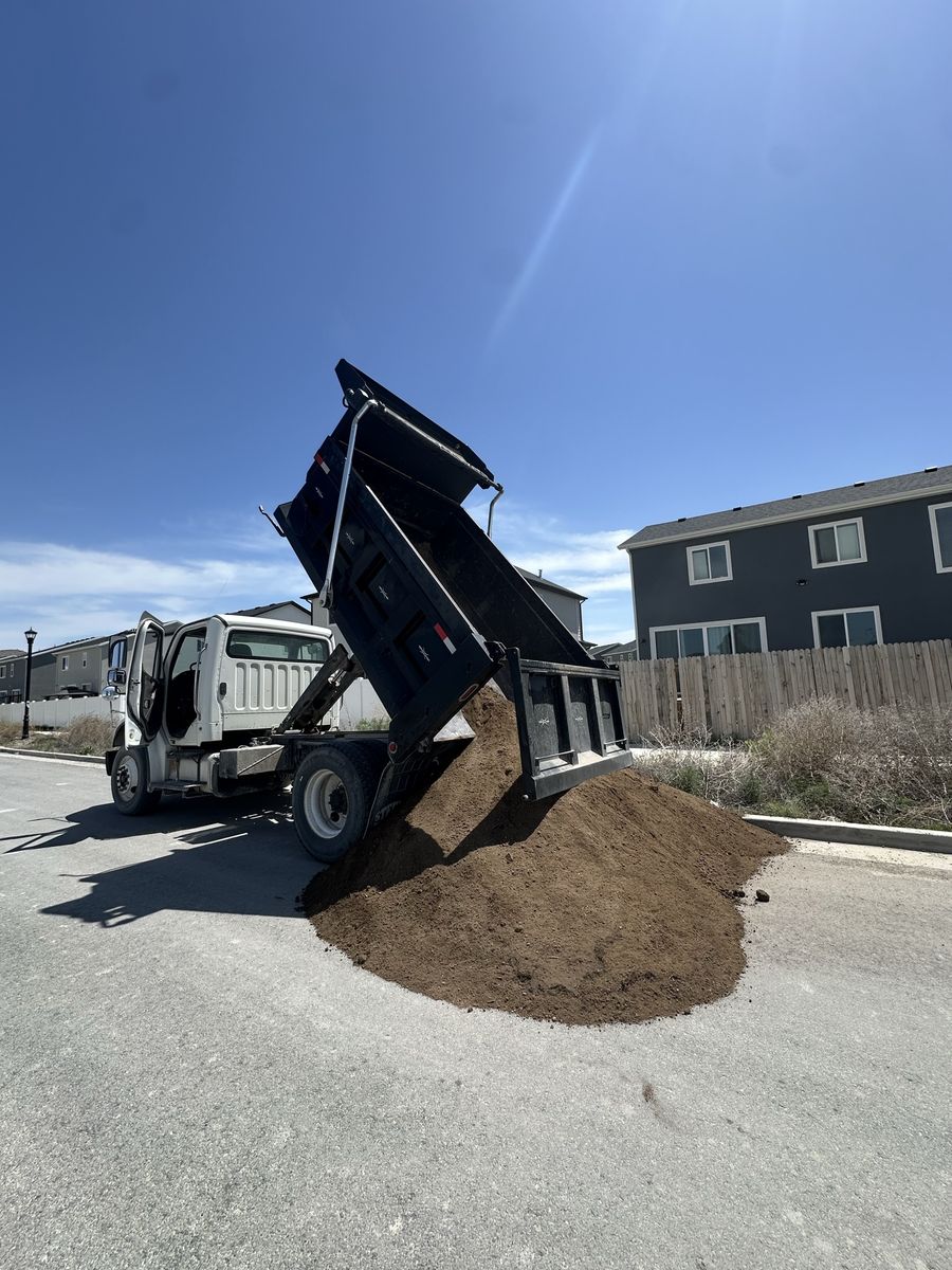 Premium Screened Topsoil Delivered | Lawns, Gardens & Landscaping