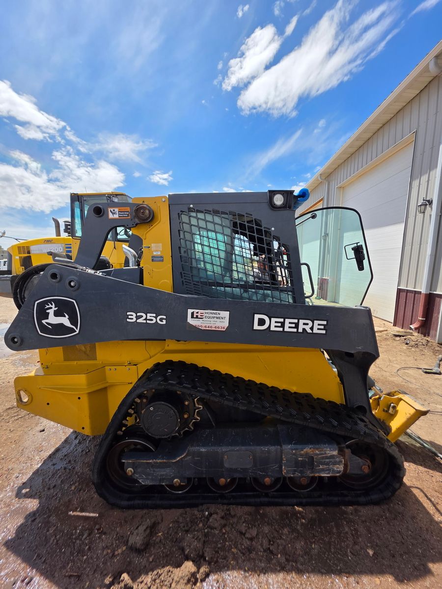 **2020 John Deere 325G Skid Steer FOR SALE
