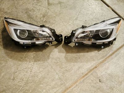 New-2015-2017 Subaru Outback/Legacy Head Light Pair