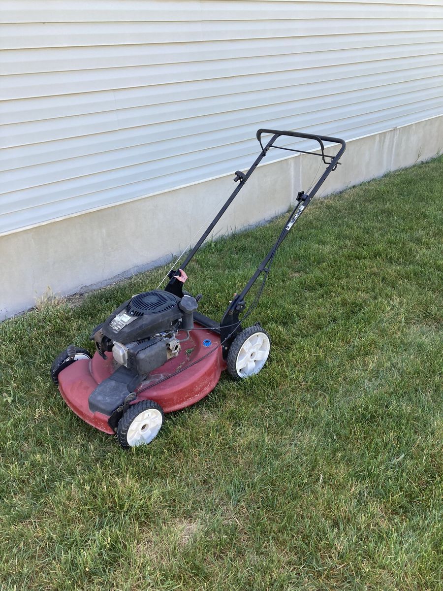 Torp self-propelled lawnmower