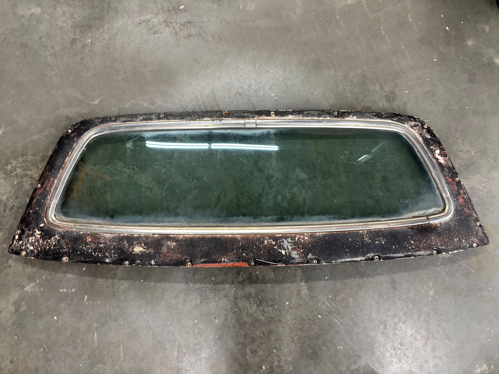 1970-1971 Dodge Challenger RT SE Rear Glass Insert Rare R/T S/E Parts
