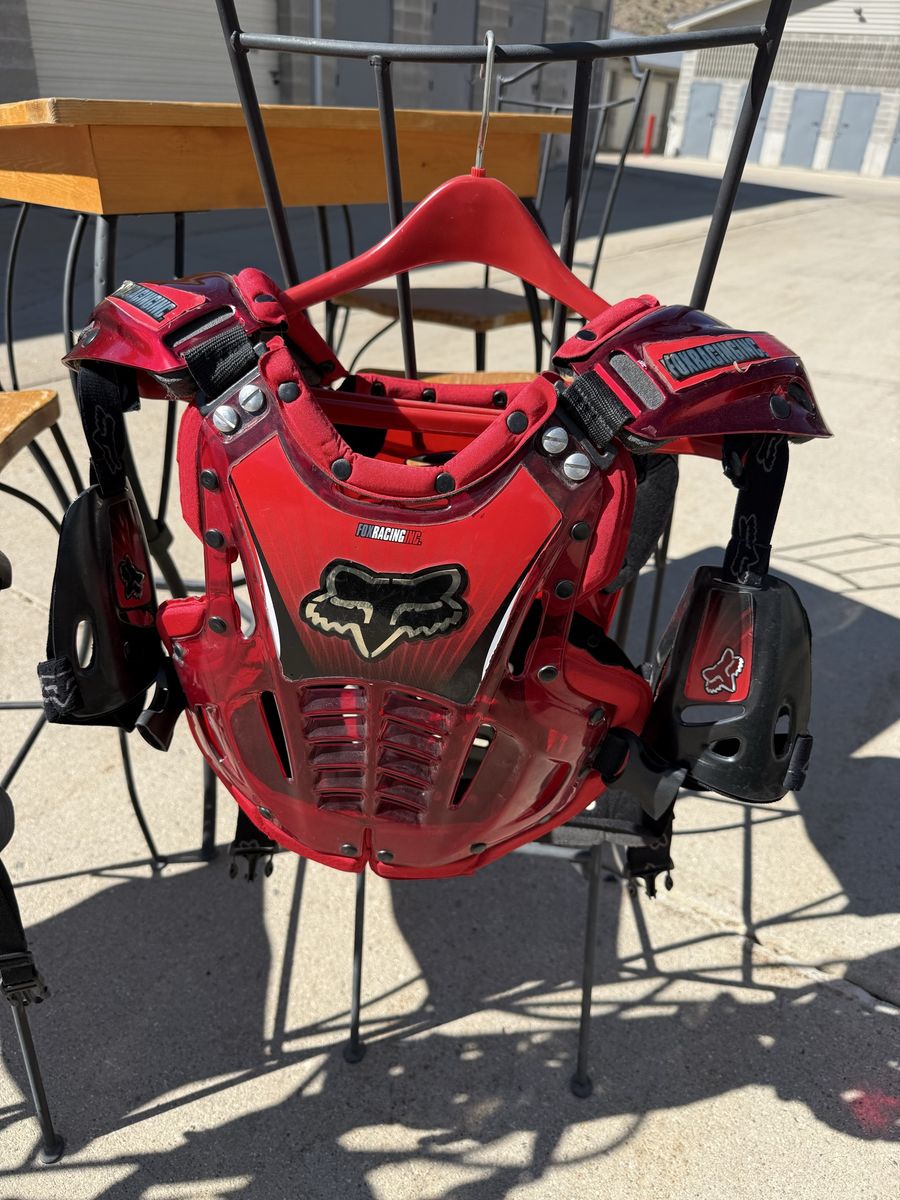 Main image 4