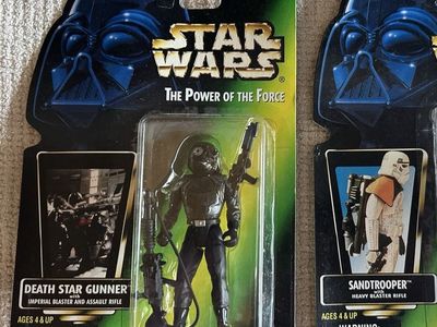 Vintage 1995 Star Wars Power of the Force Death Star Gunner with Imperial Assault Rifle and Blaster Action Figure.