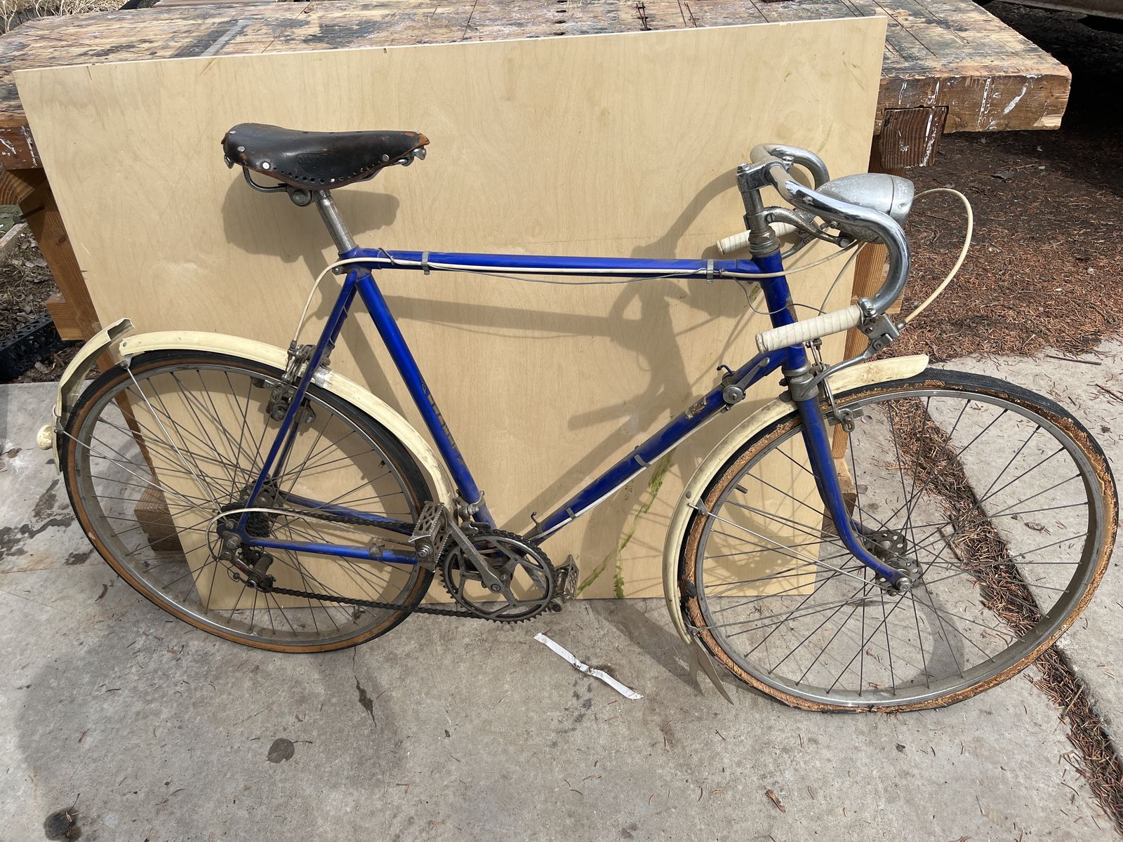 Vintage Dunelt touring bike
