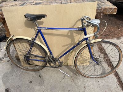 Vintage Dunelt touring bike