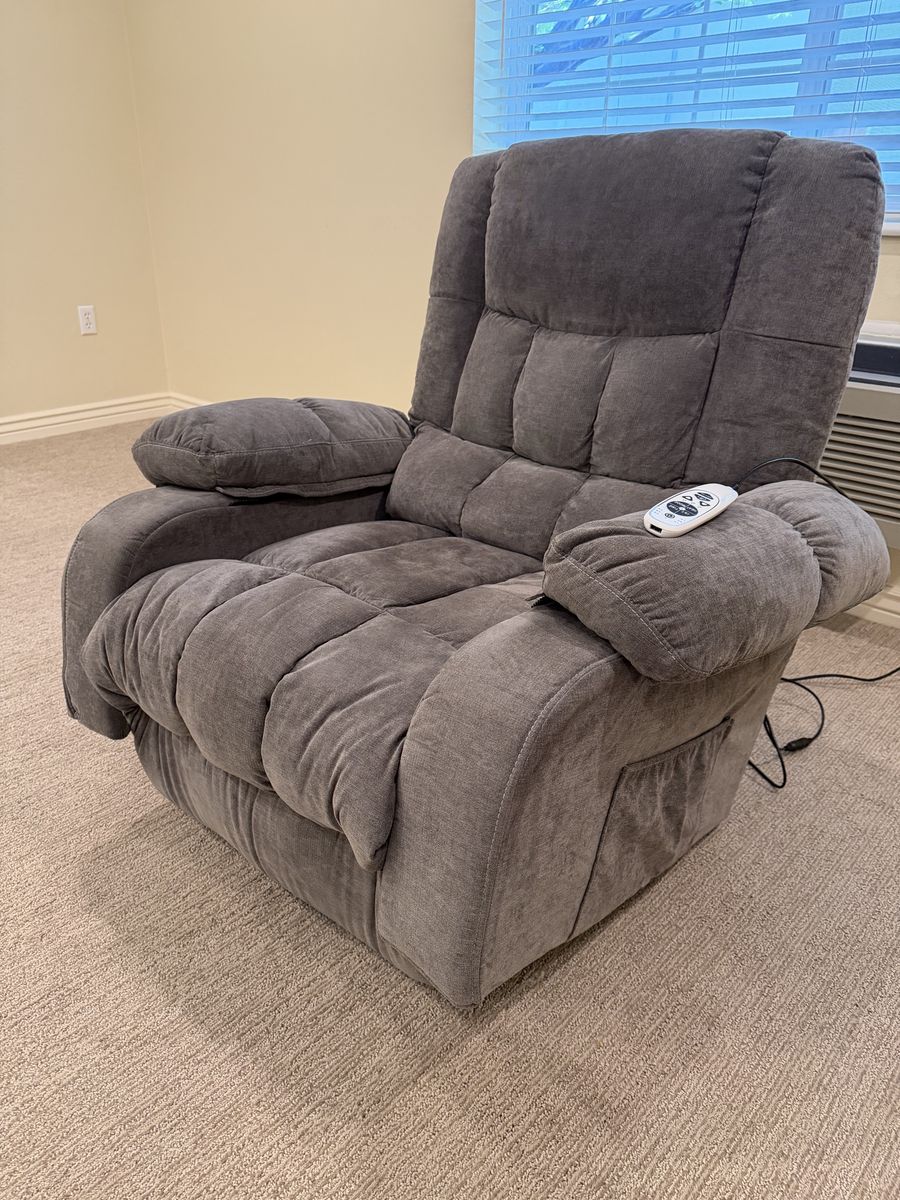 Comfortable Grey Recliner Chair with Lift and Massage Function, Remote Included