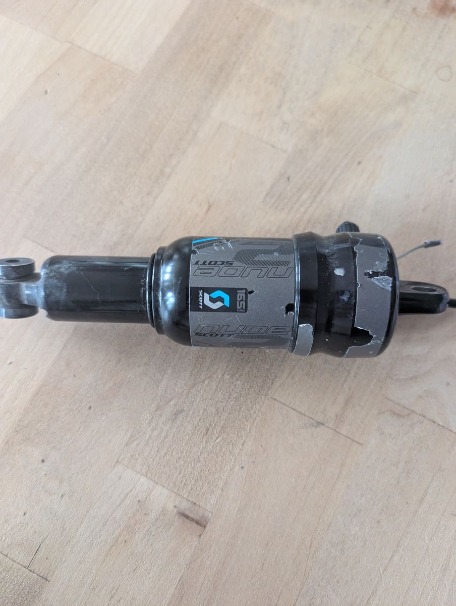 Scott Nude Rear Shock w/ TwinLoc Remote – Holds Air