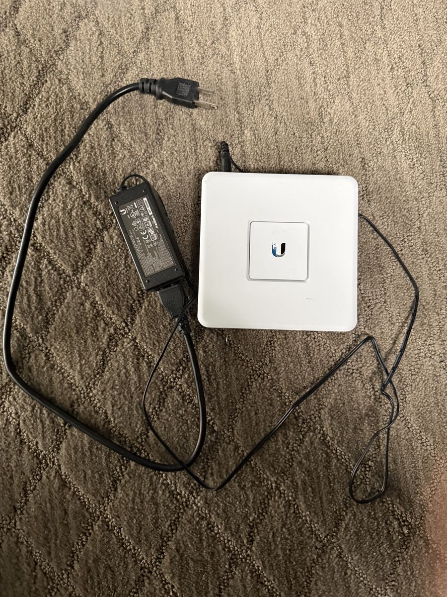 Ubiquiti unify USG security gateway Router / Firewall
