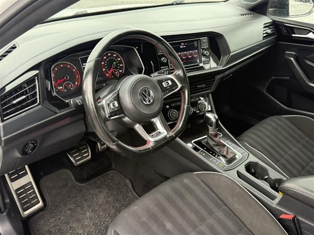 Main image 12