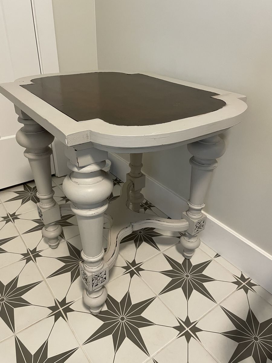 Vintage-style Wooden End Table / Accent Table - Grey and Brown