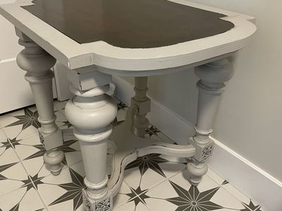 Vintage-style Wooden End Table / Accent Table - Grey and Brown