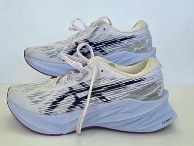 Asics Novablast 3 Womens Running shoes.