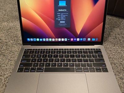 2017 MacBook Pro 256 GB Ventura Os