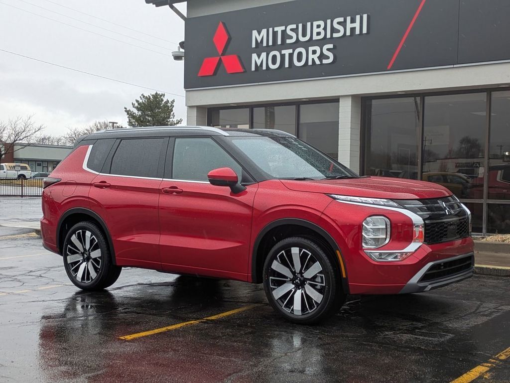 2025 Mitsubishi Outlander SEL