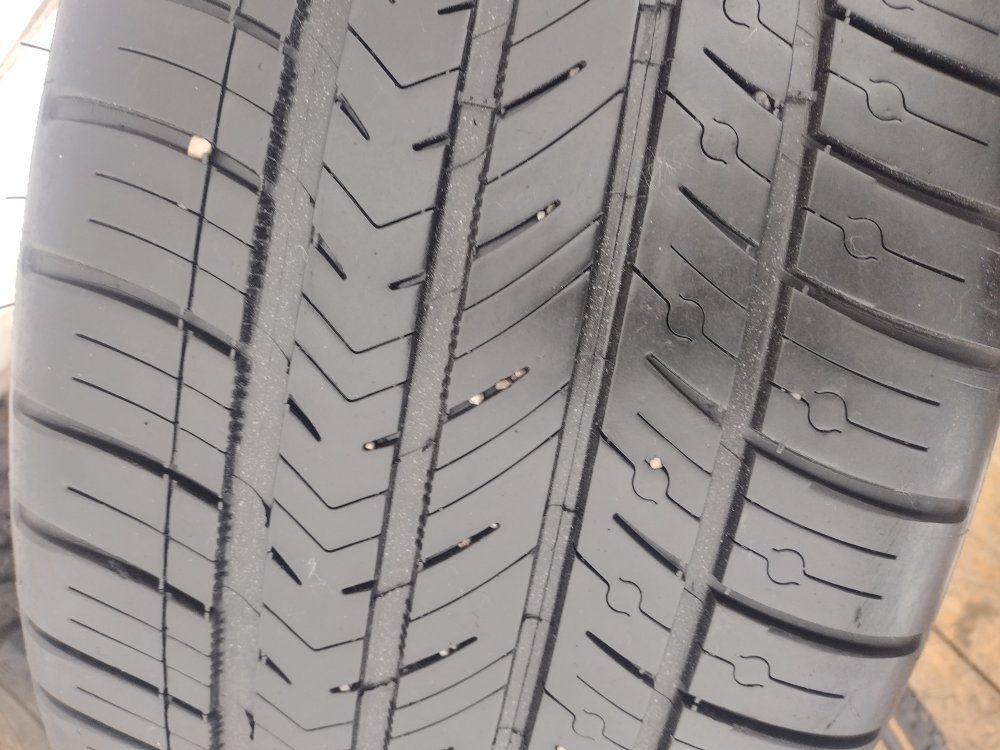 245/35/ZR19