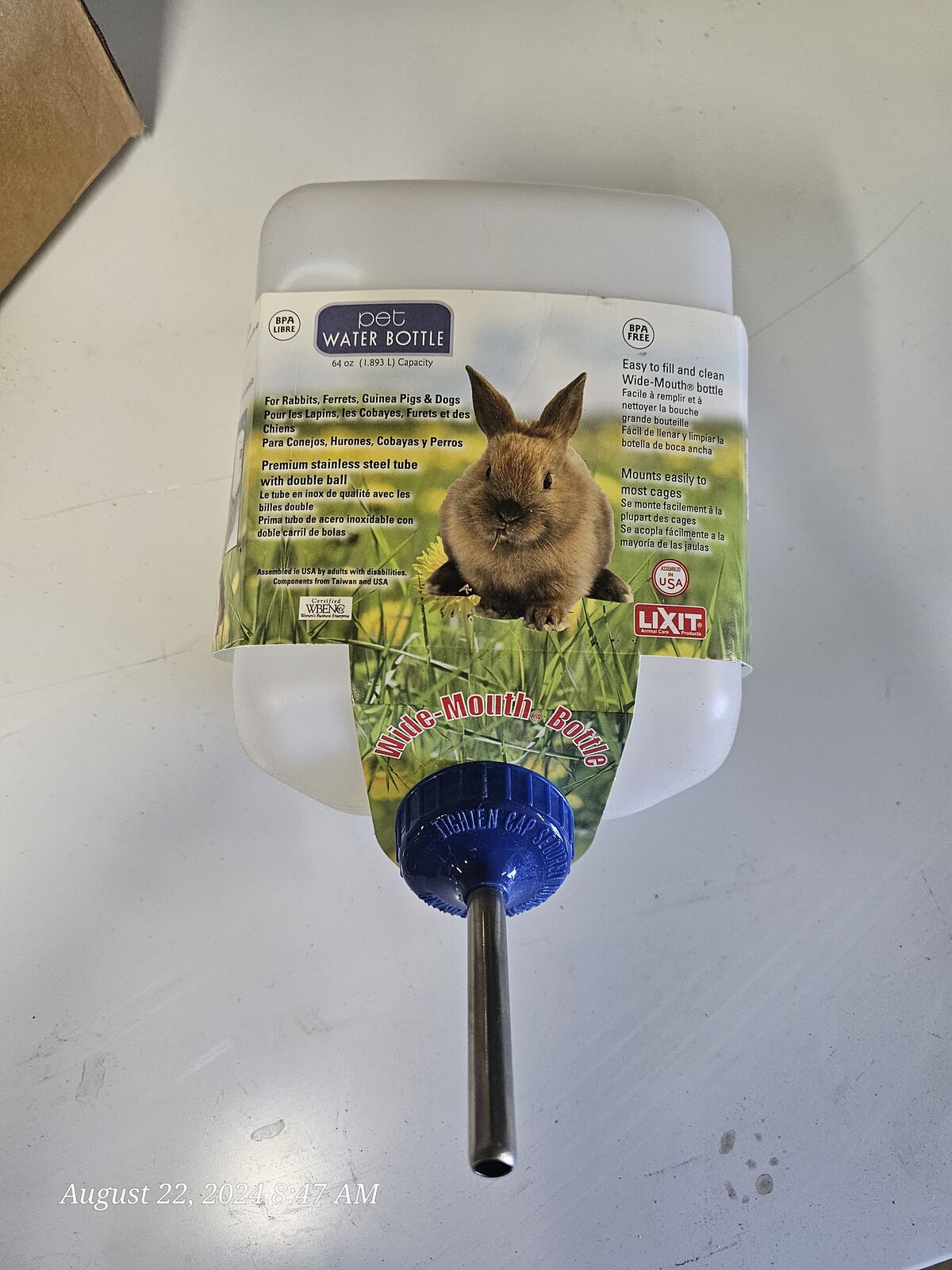 water bottles for small animals and metal feeders