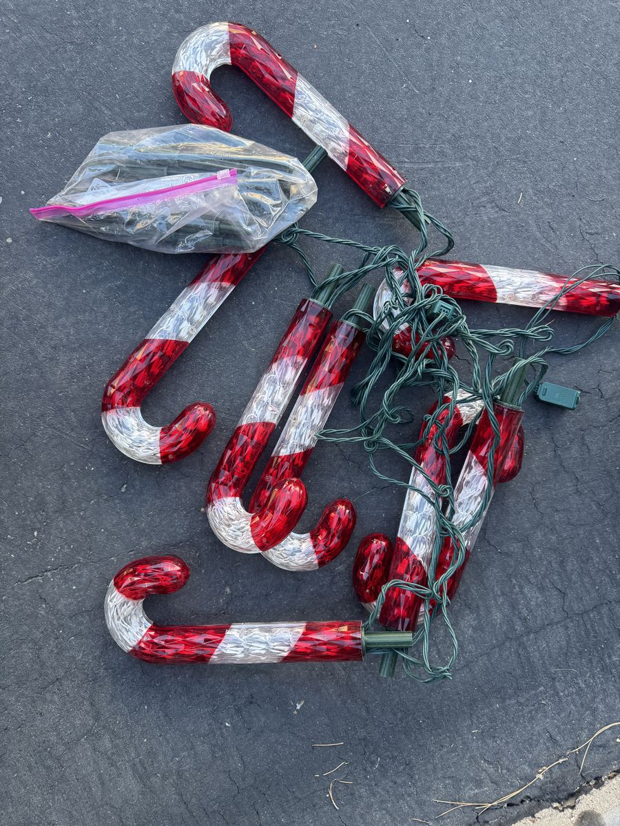 Driveway Christmas Candy Canes, Light up!