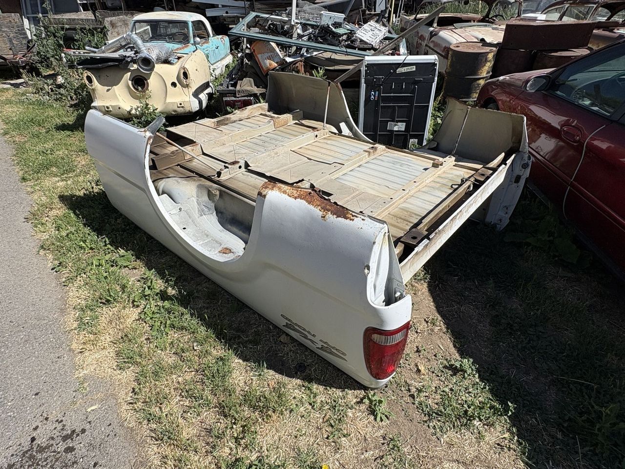 Main image 6
