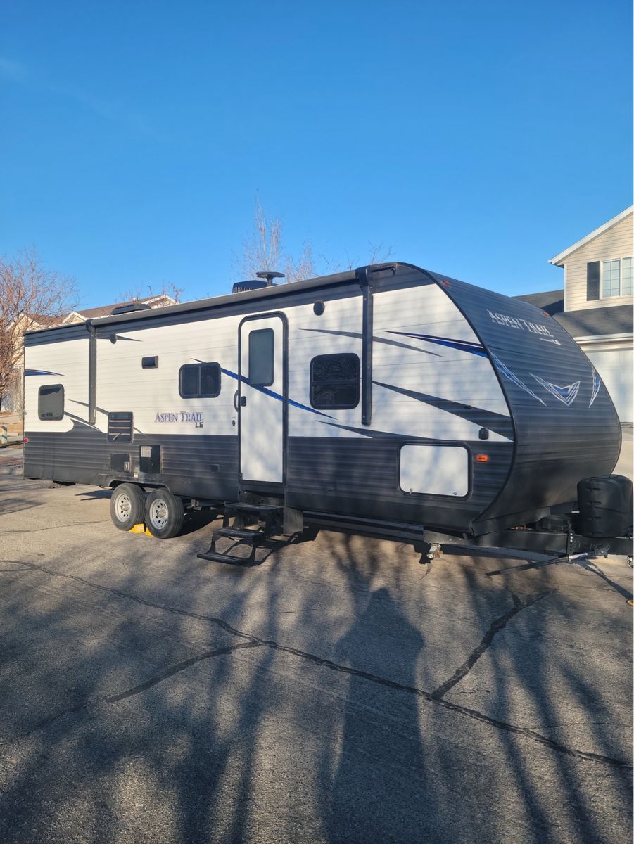 Dutchmen Aspen Trail LE 26BH Travel Trailer