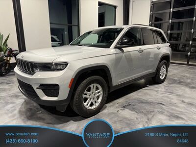 2023 JEEP GRAND CHEROKEE Laredo