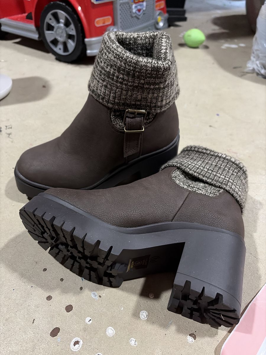 Ankle boots size 6