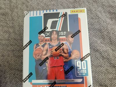 Panini Donruss Basketball 2025-26 Trading Cards Sports Cards Value Blaster Box - 90 Cards, 1 Auto/Memorabilia
