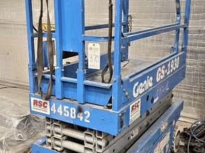 Scissor Lift Genie GS-1930 Electric