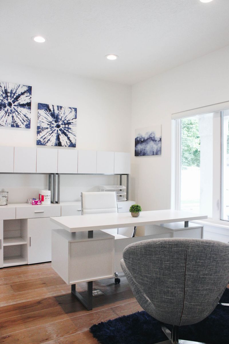 Furnished Office Space Room for Rent in Provo, UT / Established Business – Perfect for Professionals