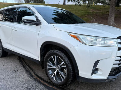 2019 TOYOTA HIGHLANDER LE Plus