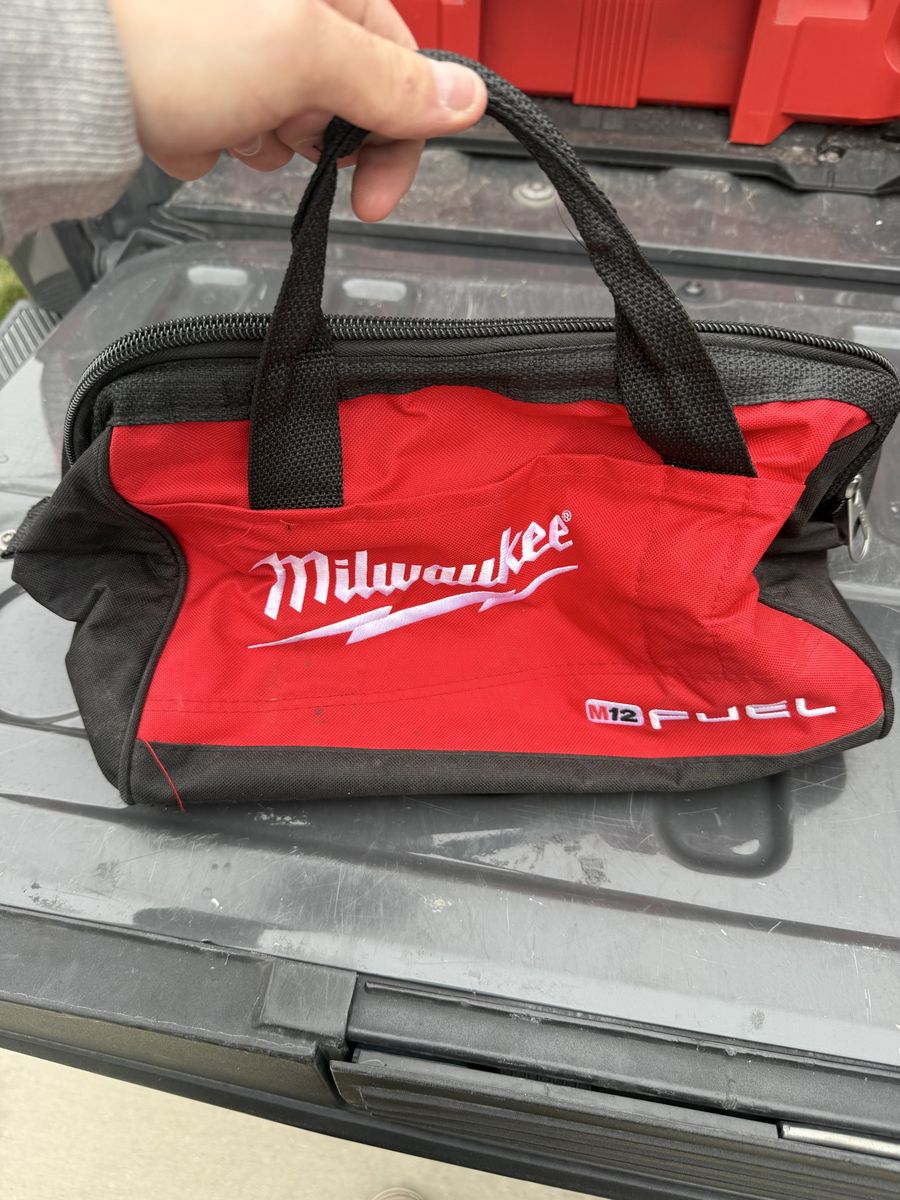 Milwaukee bag