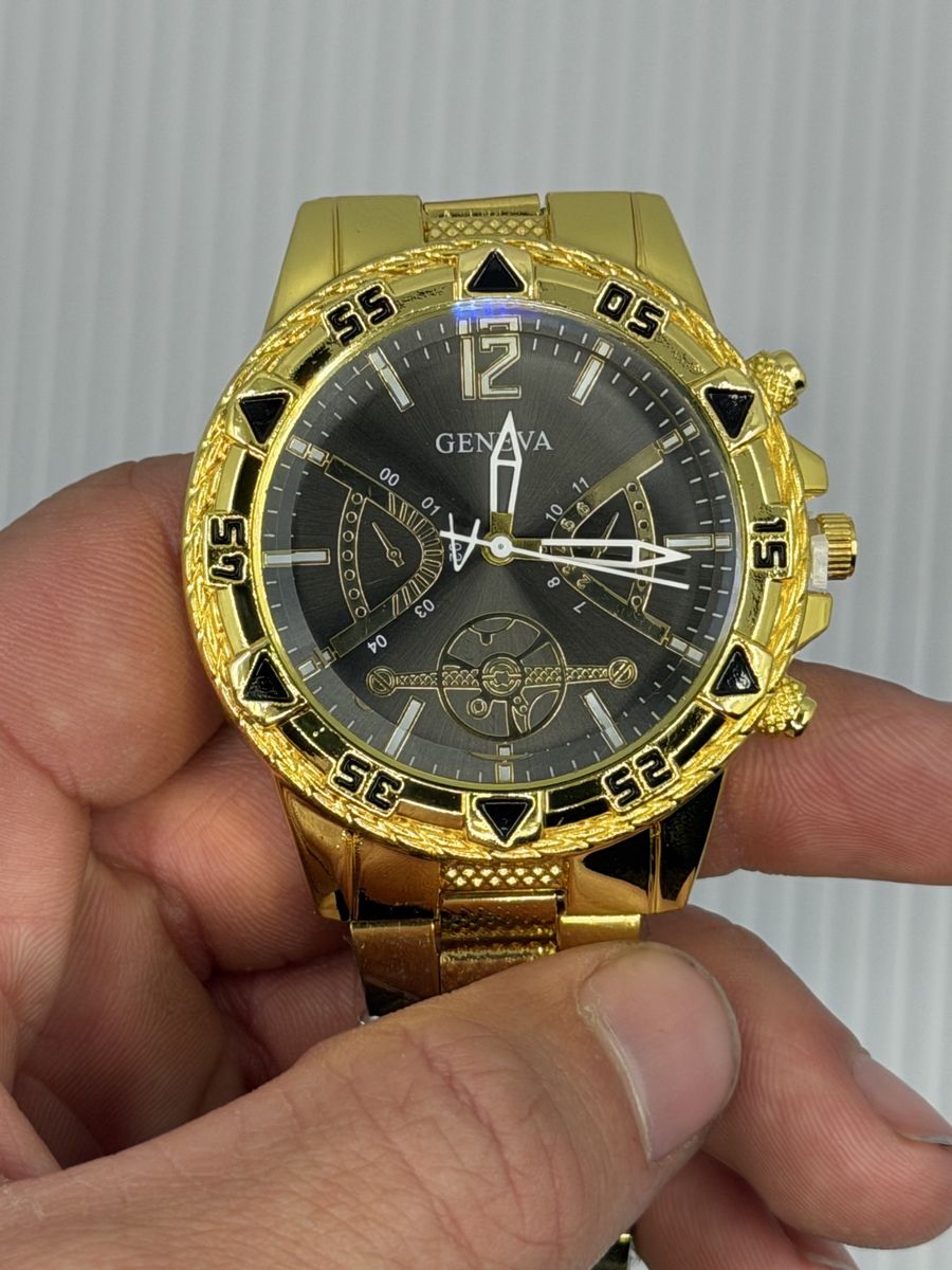 Men’s Gold Geneva Watch w/ Grey Dial – Clean Luxury Style