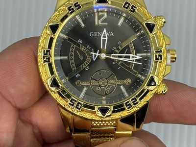 Men’s Gold Geneva Watch w/ Grey Dial – Clean Luxury Style